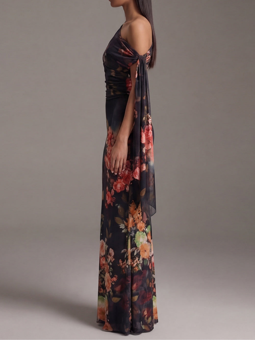 Black Maxi Pleated Dress with One Shoulder