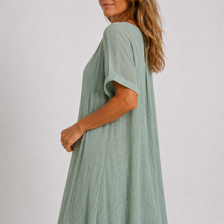 Giuliana™ Elegant Flowing Maxi Dress
